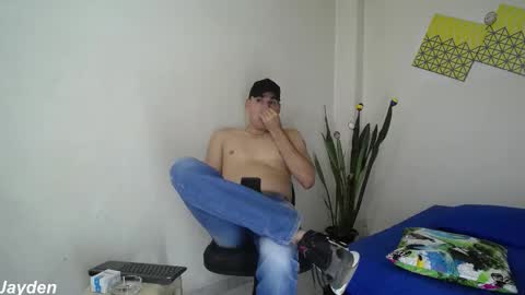 Snapshot of jacobandjayydenn chatting on October 6, 6:37 pm Jacob And Jayden online show from October 6, 6:37 pm