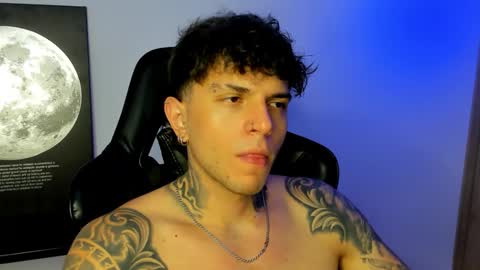 jacobb116 online show from March 5, 12:30 am