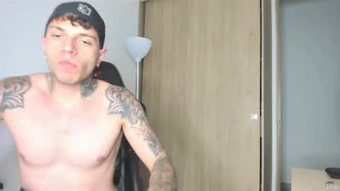 jacobb116 online show from September 15, 12:01 am