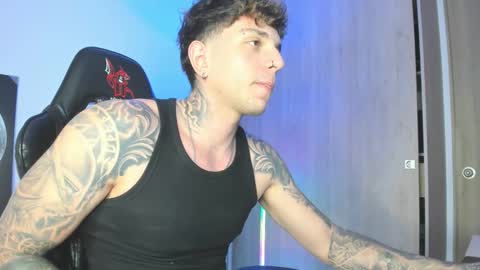 jacobb116 online show from October 13, 12:34 am