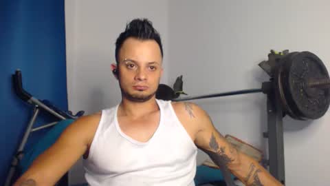 Snapshot of jacobjamess chatting on December 28, 2:11 am jacobjamess online show from December 28, 2:11 am