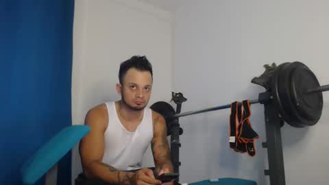 Snapshot of jacobjamess chatting on December 4, 12:19 pm jacobjamess online show from December 4, 12:19 pm