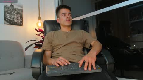 JACOB STONES online show from February 23, 7:33 am