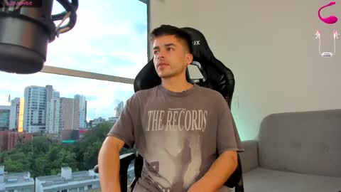 JACOB STONES online show from November 9, 9:39 pm