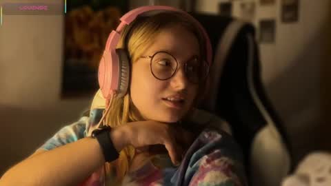 jacywinslat online show from September 22, 4:33 pm