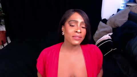 Jade online show from October 26, 8:15 am