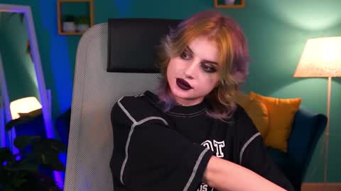 jade_castle online show from February 4, 8:02 am