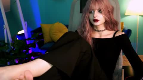 jade_castle online show from March 11, 5:24 am