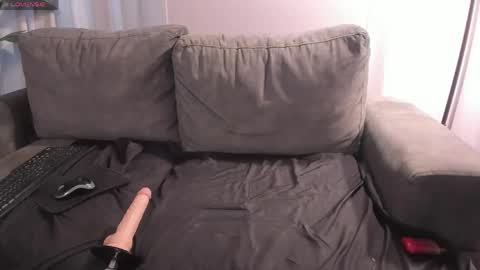 jade_star__ online show from June 4, 10:49 pm