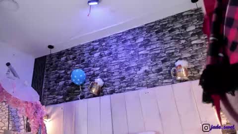 Snapshot of jade_swet chatting on September 24, 10:44 am jade swet online show from September 24, 10:44 am
