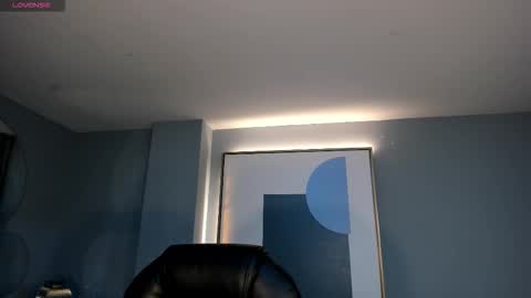 JADE EVANS online show from December 17, 2:35 pm