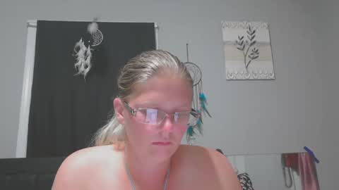 Snapshot of jadeluv chatting on October 3, 1:26 am JadeLuv online show from October 3, 1:26 am