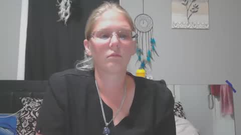 Snapshot of jadeluv chatting on September 24, 12:50 am JadeLuv online show from September 24, 12:50 am