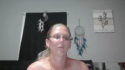 JadeLuv online show from May 14, 1:15 am