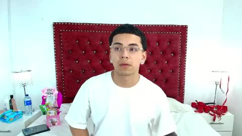 Jaden and Sofia  online show from May 12, 3:04 am