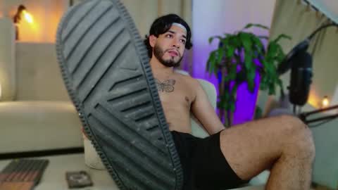 Jaden Feynman online show from October 24, 4:02 am