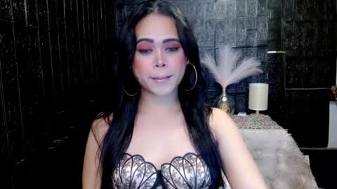 Jade online show from December 11, 12:34 pm