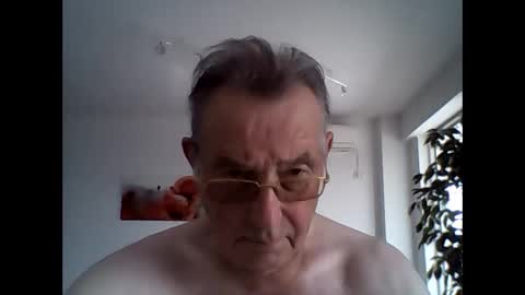 Snapshot of jahanc01 chatting on September 26, 10:01 am Malko online show from September 26, 10:01 am