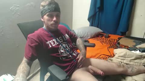 showingitoff online show from October 15, 6:49 am