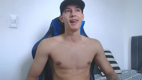 Hi guys im new 3 online show from February 9, 5:27 pm