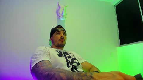 jakestone_1 online show from May 13, 3:38 am