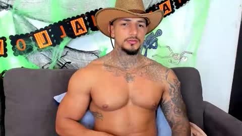 my name is sebas If you come here dont hesitate to say hello Im a guy who really likes having conversations and having hot online show from October 27, 5:35 pm