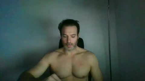 jam3s5959 online show from January 25, 10:28 pm