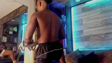   online show from November 1, 11:26 pm