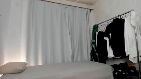 Hey there Im Jame online show from April 17, 9:50 pm