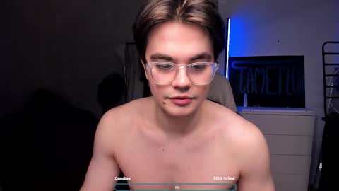 Hey there Im Jame online show from February 15, 9:13 pm