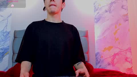 james_adamss_ online show from April 18, 1:02 pm