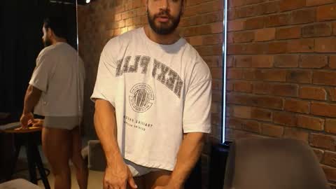 James Axel online show from October 13, 2:08 pm