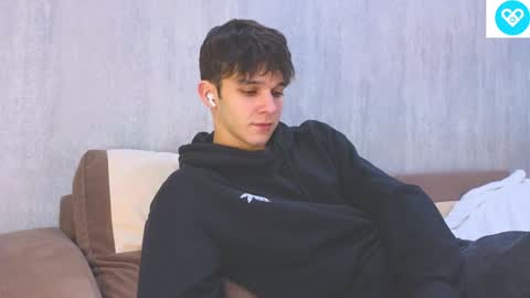 James online show from February 7, 9:37 pm