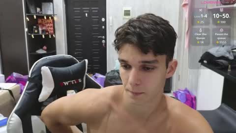 James online show from December 22, 1:23 am