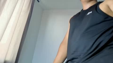 james_silva1 online show from May 25, 9:54 pm