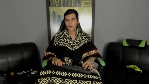 Jamesinked  online show from March 8, 2:55 am