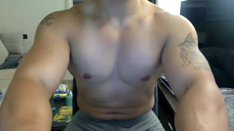 jamesmo820913 online show from October 19, 10:42 am