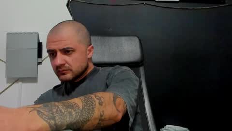 JamesMyers online show from May 17, 3:27 am