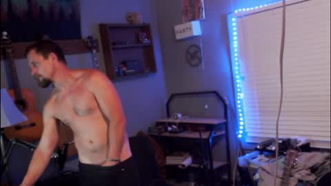 Jameswebbscope online show from May 17, 3:27 am