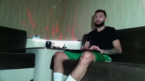 Robbie online show from February 26, 6:51 am