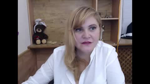 janaloveli online show from October 20, 8:25 pm