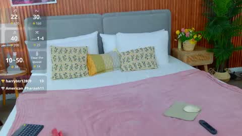 your kitty JANE roawww online show from April 4, 5:31 pm