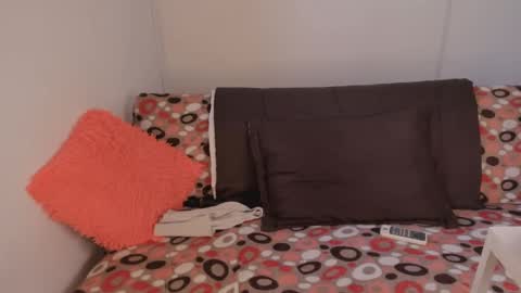 Jane  M online show from December 15, 6:15 pm