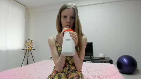 JaneLong online show from November 8, 4:26 am