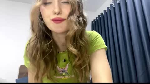 Janie online show from March 18, 3:29 pm