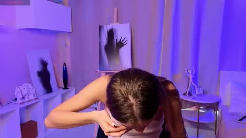 Hi Im Alice and here youll find something online show from November 2, 6:02 am