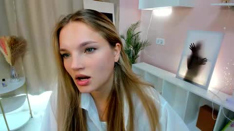 Snapshot of janewirtz chatting on October 8, 6:19 am Hi Im Alice and here youll find something online show from October 8, 6:19 am