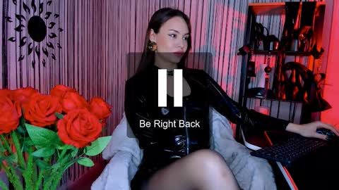 janewyatt online show from November 19, 12:48 pm