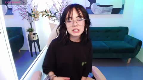          online show from May 15, 8:05 pm