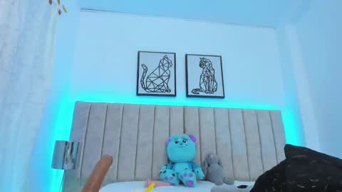 Jane online show from March 10, 11:23 am